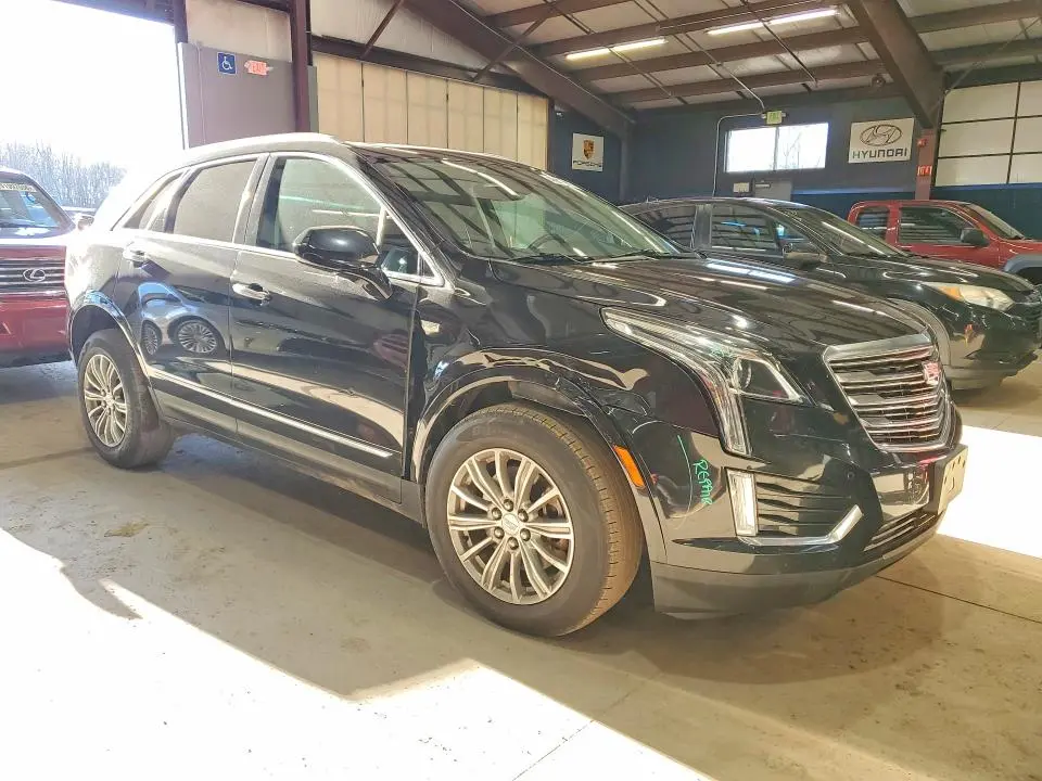2017 CADILLAC XT5 LUXURY  
