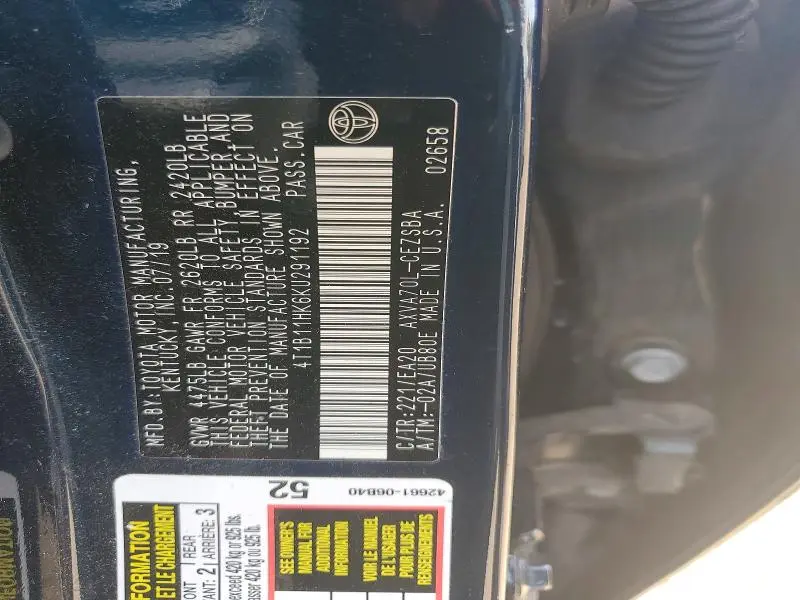 2019 TOYOTA CAMRY SE  