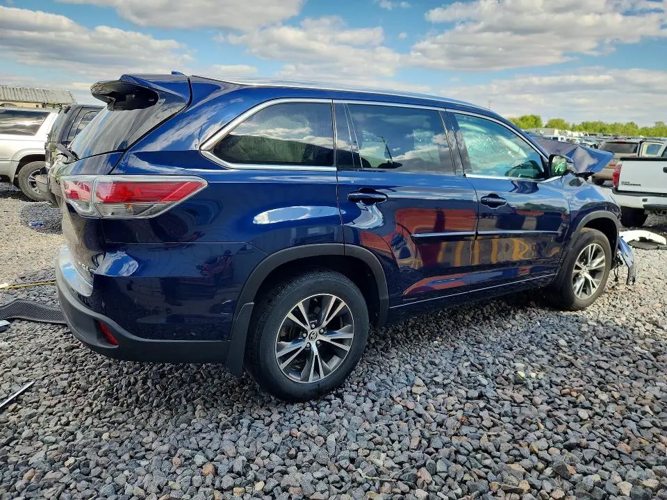 2016 TOYOTA HIGHLANDER XLE  