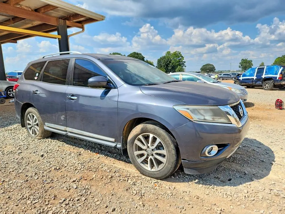 2013 NISSAN PATHFINDER S  