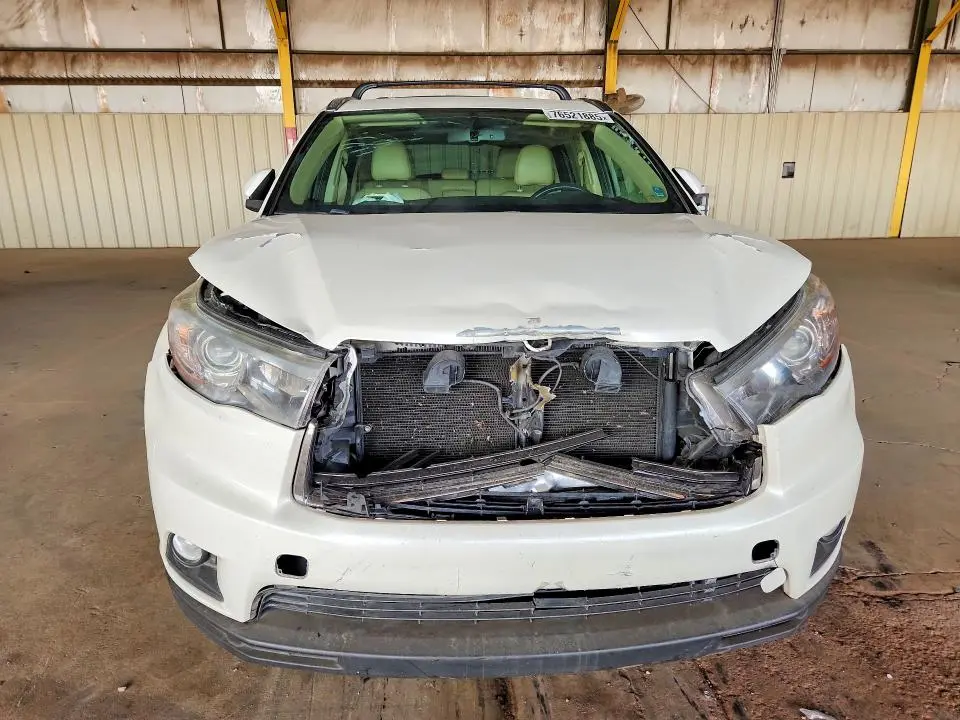 2016 TOYOTA HIGHLANDER XLE  