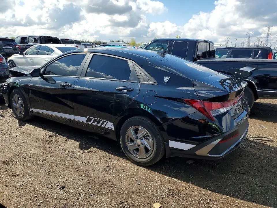 2025 HYUNDAI ELANTRA   
