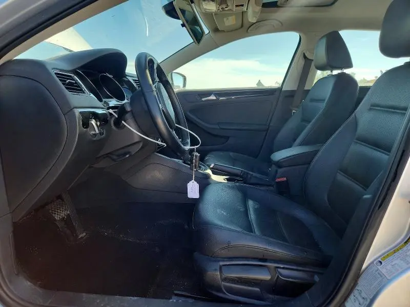 2016 VOLKSWAGEN JETTA SEL  