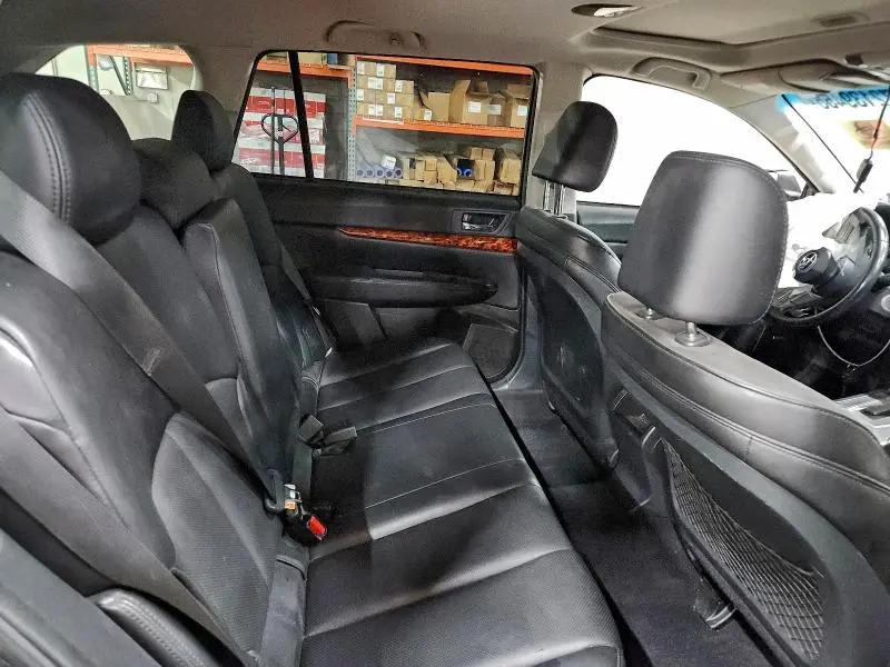 2010 SUBARU OUTBACK 2.5I LIMITED  