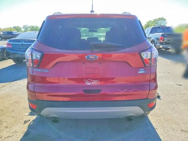 2018 FORD ESCAPE SE  