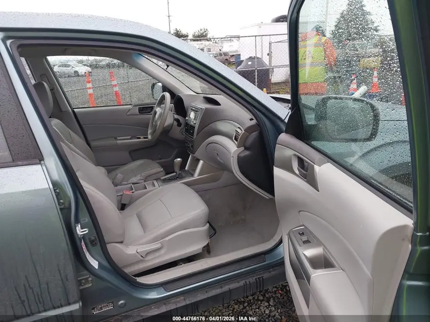 2010 SUBARU FORESTER 2.5X