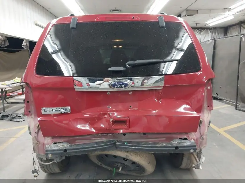 2011 FORD ESCAPE LIMITED
