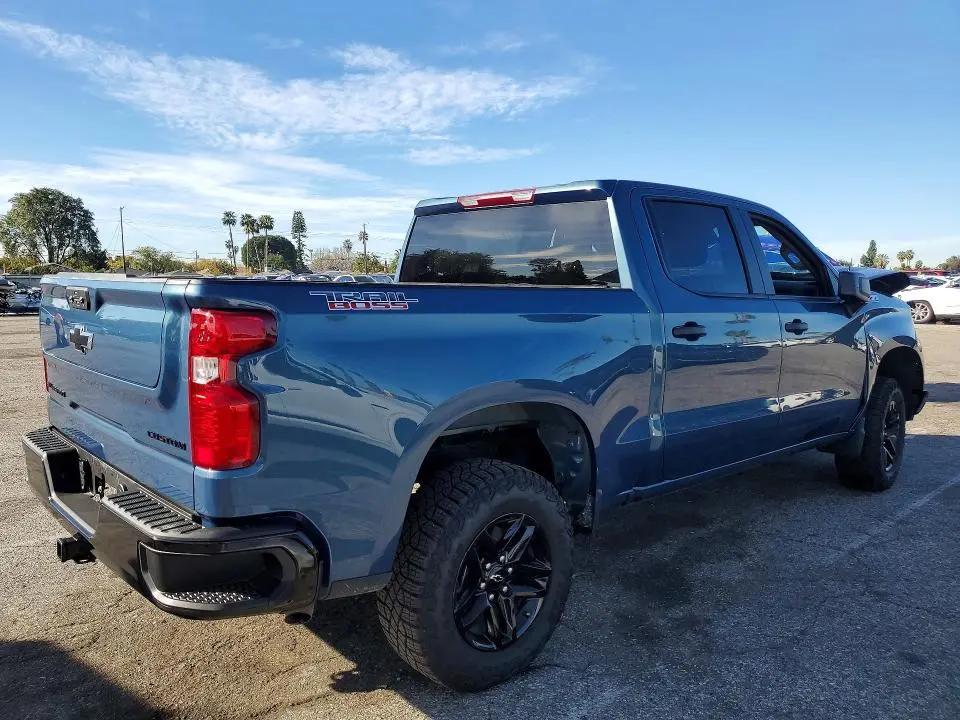 2024 CHEVROLET SILVERADO K1500 TRAIL BOSS CUSTOM  