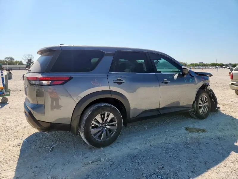 2024 NISSAN PATHFINDER S  