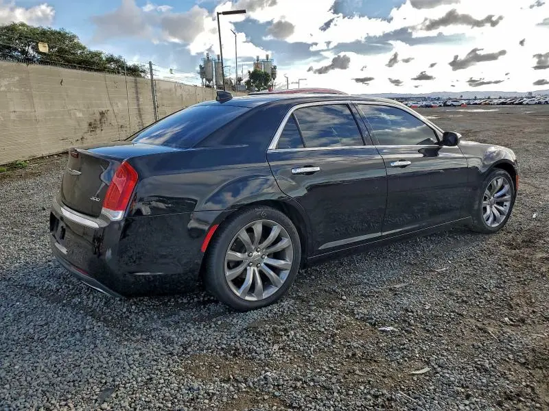 2018 CHRYSLER 300 LIMITED  