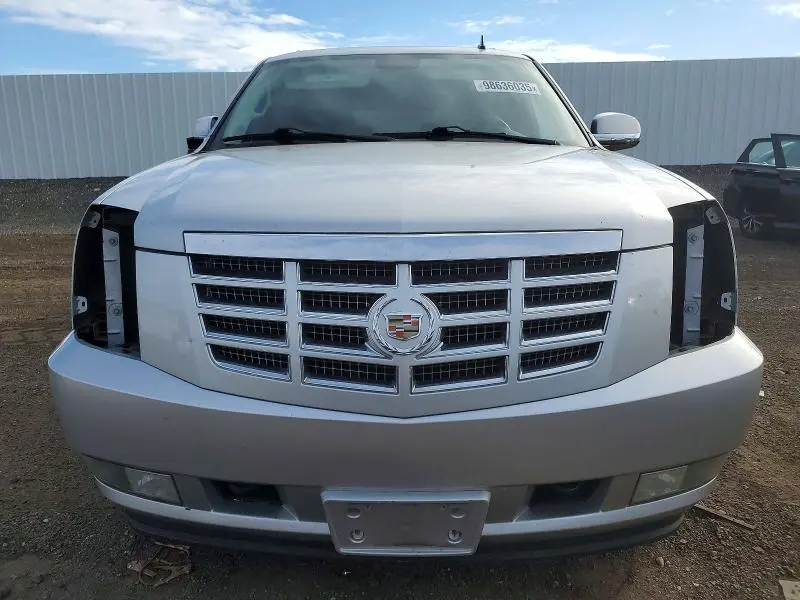 2012 CADILLAC ESCALADE ESV LUXURY  