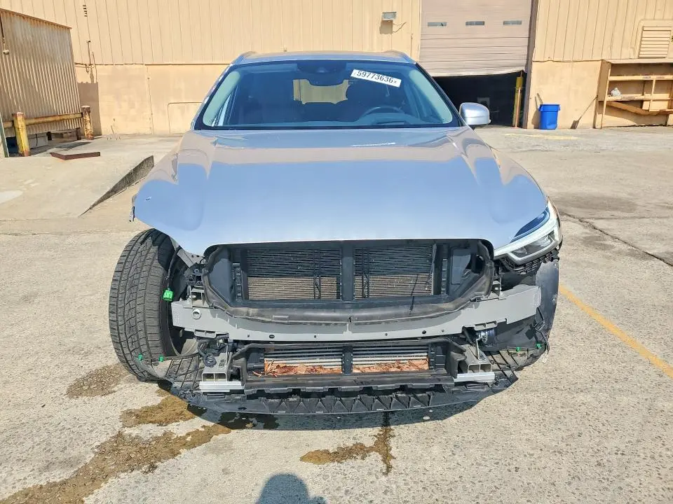 2019 VOLVO XC60 T5 MOMENTUM  
