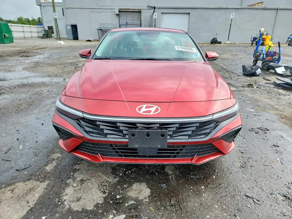 2025 HYUNDAI ELANTRA LIMITED  