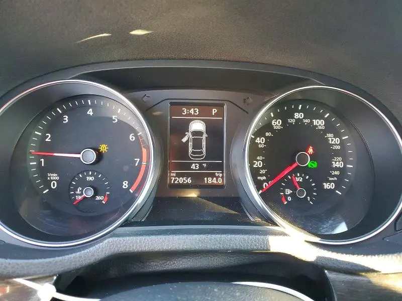 2017 VOLKSWAGEN PASSAT SE  