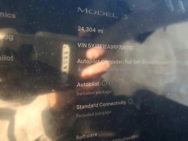 2024 TESLA MODEL 3   