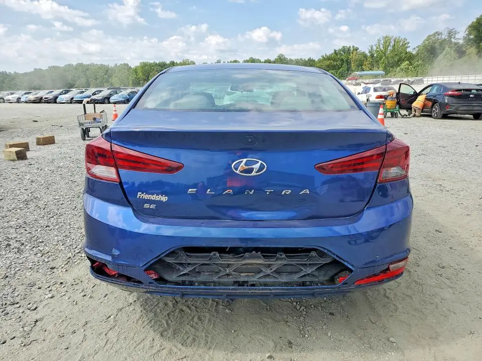 2020 HYUNDAI ELANTRA SE  