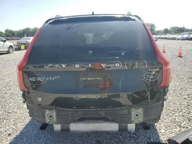 2016 VOLVO XC90 T6  