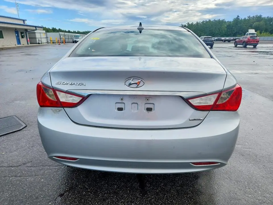 2011 HYUNDAI SONATA LIMITED  