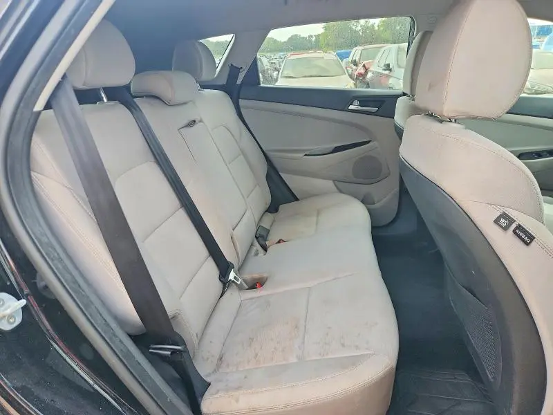 2019 HYUNDAI TUCSON SE  