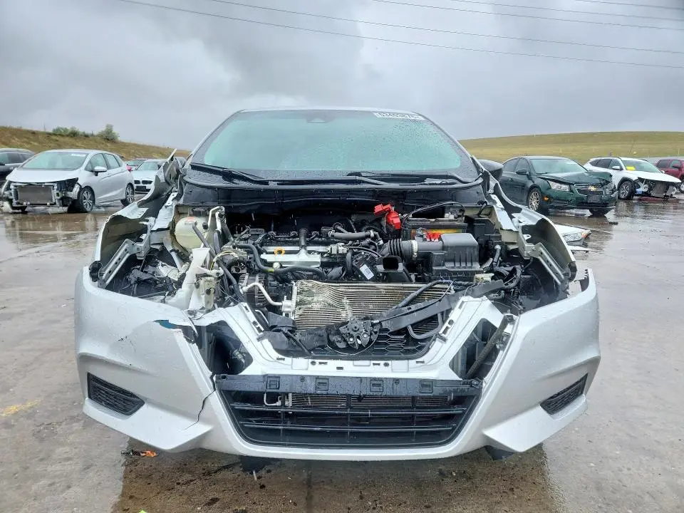 2021 NISSAN VERSA S  