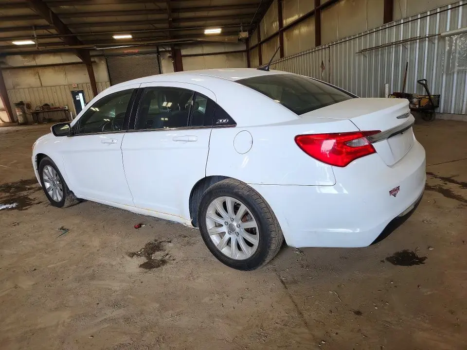 2014 CHRYSLER 200 LX  