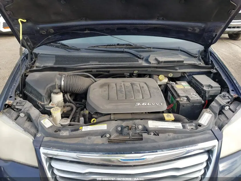 2012 CHRYSLER TOWN & COUNTRY TOURING-L