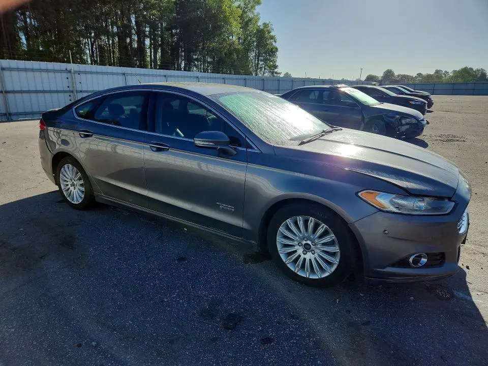 2014 FORD FUSION TITANIUM PHEV  