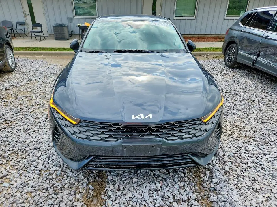 2022 KIA K5 LXS  