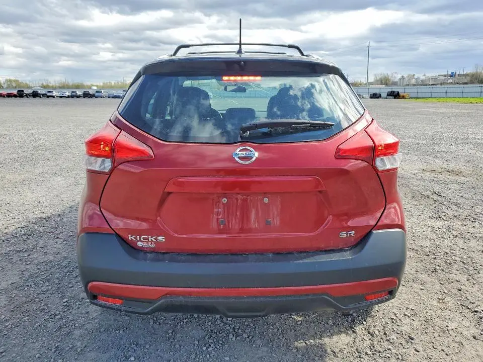 2018 NISSAN KICKS S  