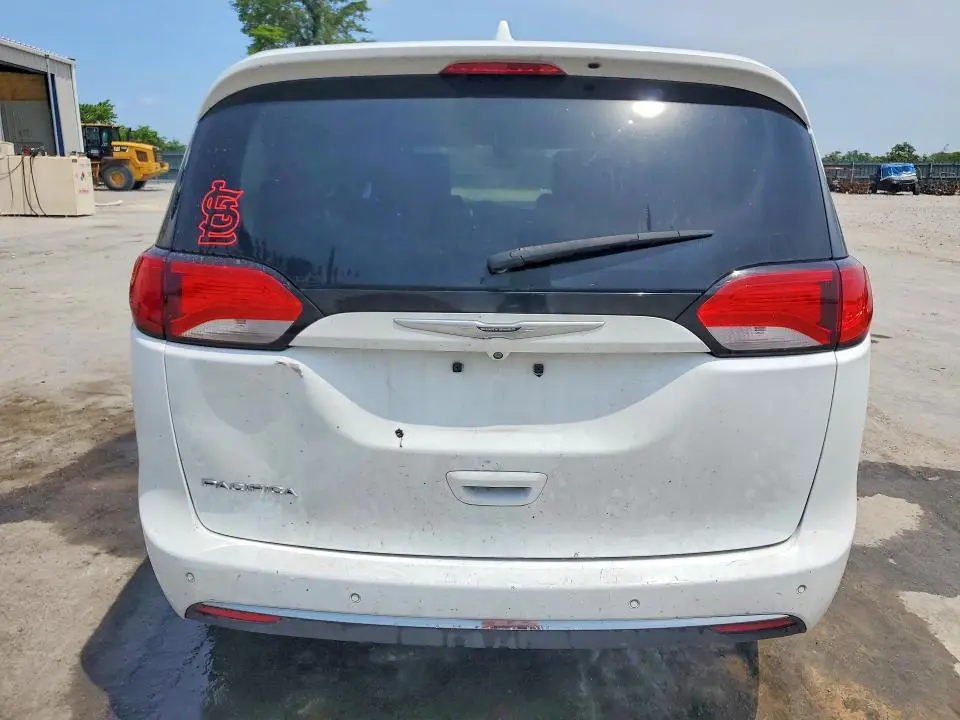 2017 CHRYSLER PACIFICA TOURING L  