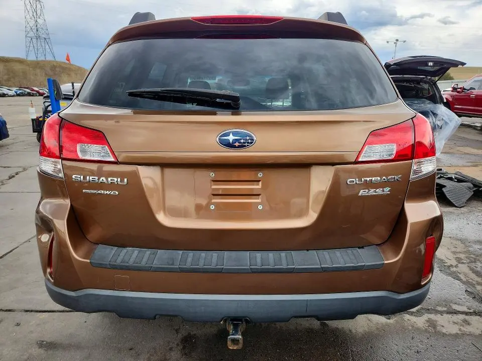 2011 SUBARU OUTBACK 2.5I PREMIUM  