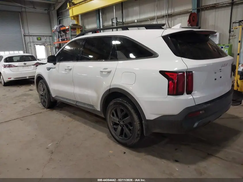 2022 KIA SORENTO X-LINE S