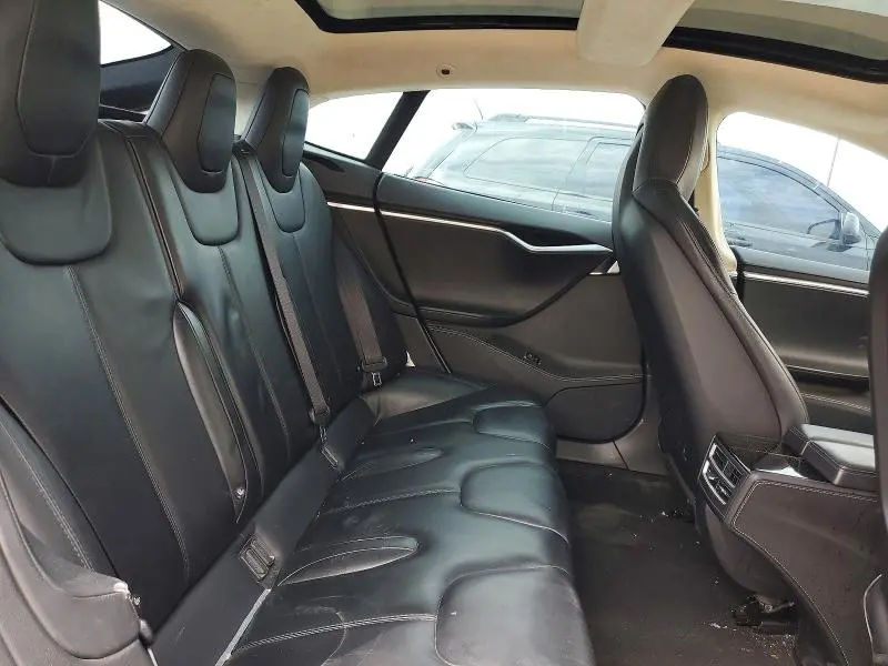 2015 TESLA MODEL S 70D  