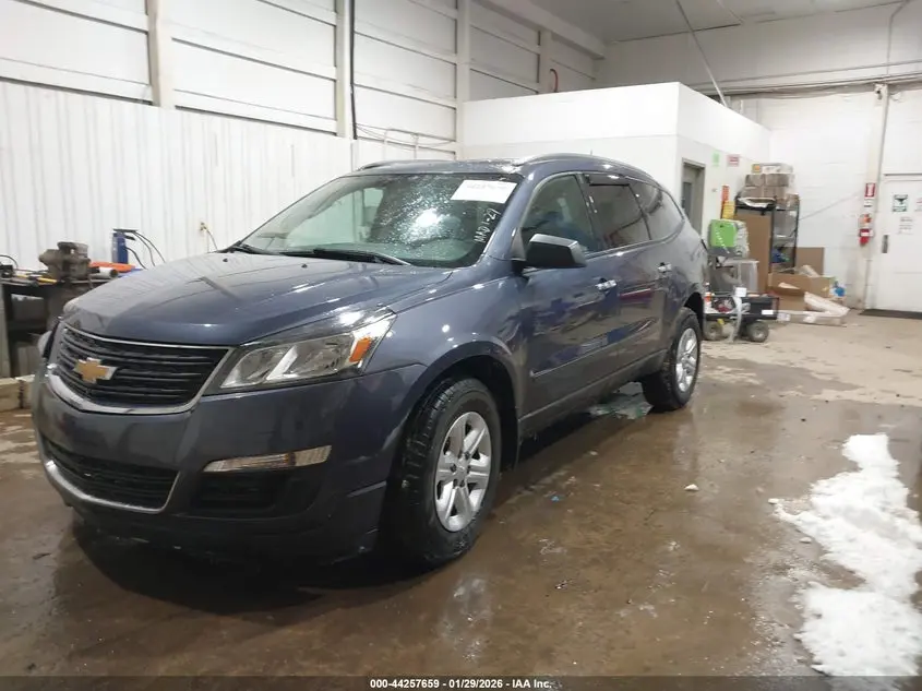 2014 CHEVROLET TRAVERSE LS