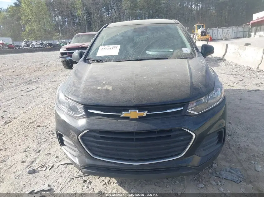 2021 CHEVROLET TRAX AWD LS