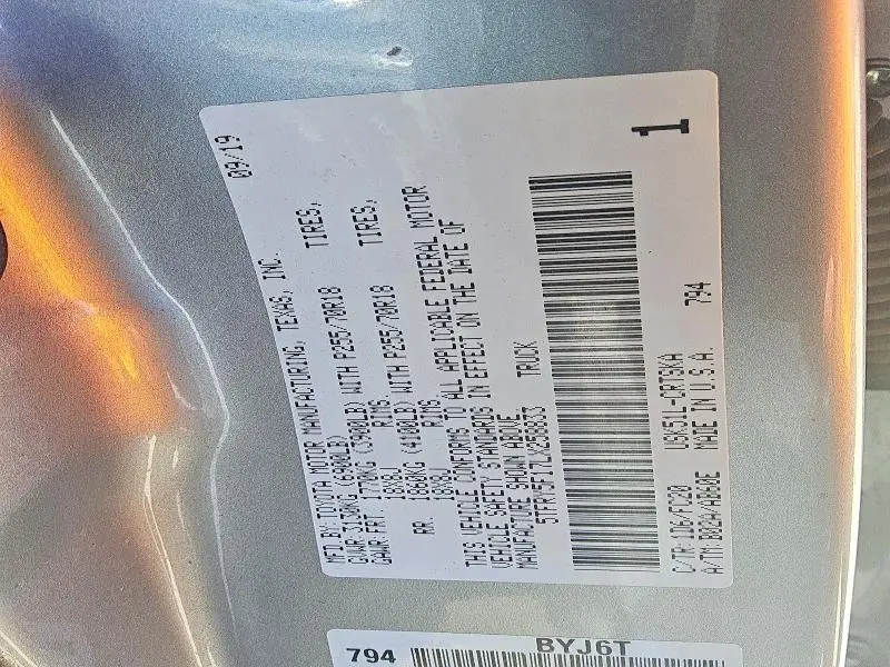 2020 TOYOTA TUNDRA SR5  