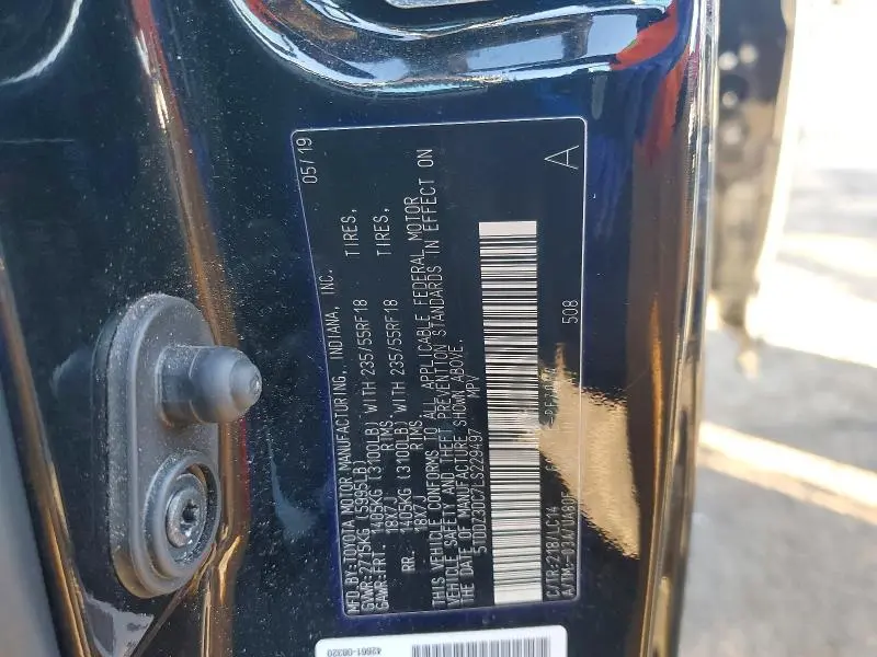 2020 TOYOTA SIENNA XLE 7-PASSENGER  