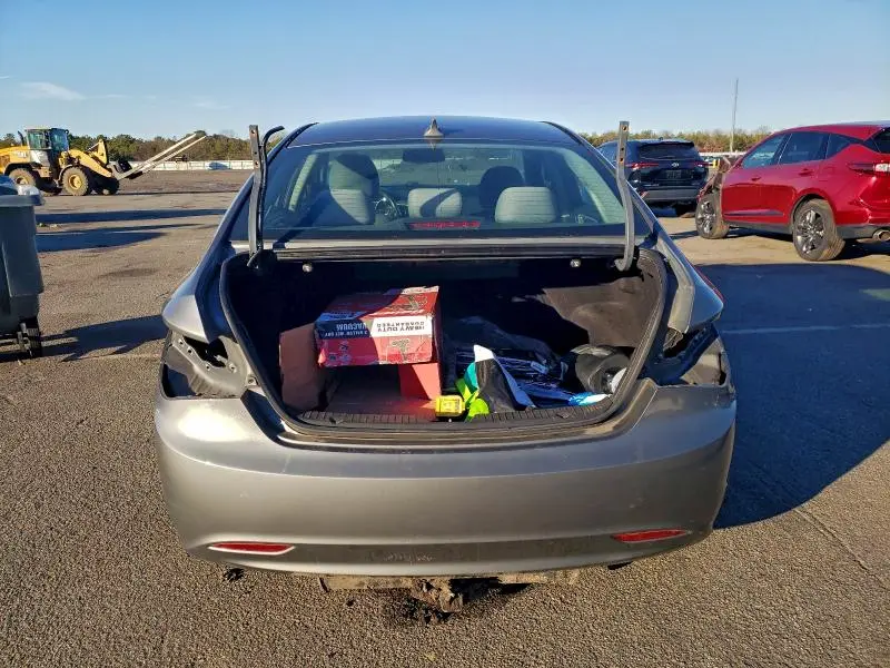 2012 HYUNDAI SONATA GLS  