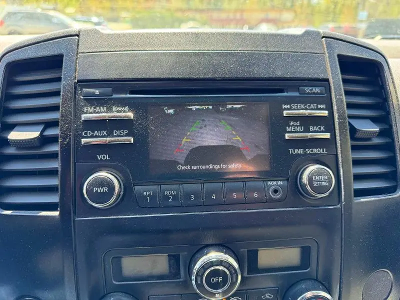 2013 NISSAN FRONTIER SV V6  