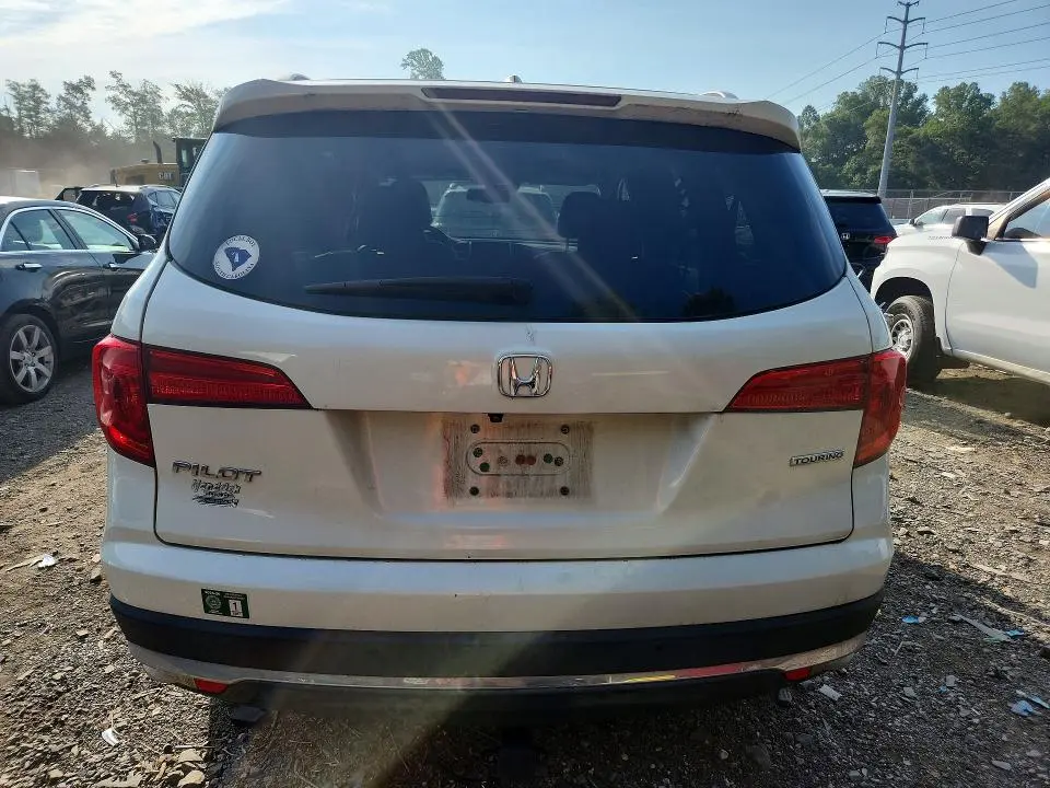 2016 HONDA PILOT TOURING  