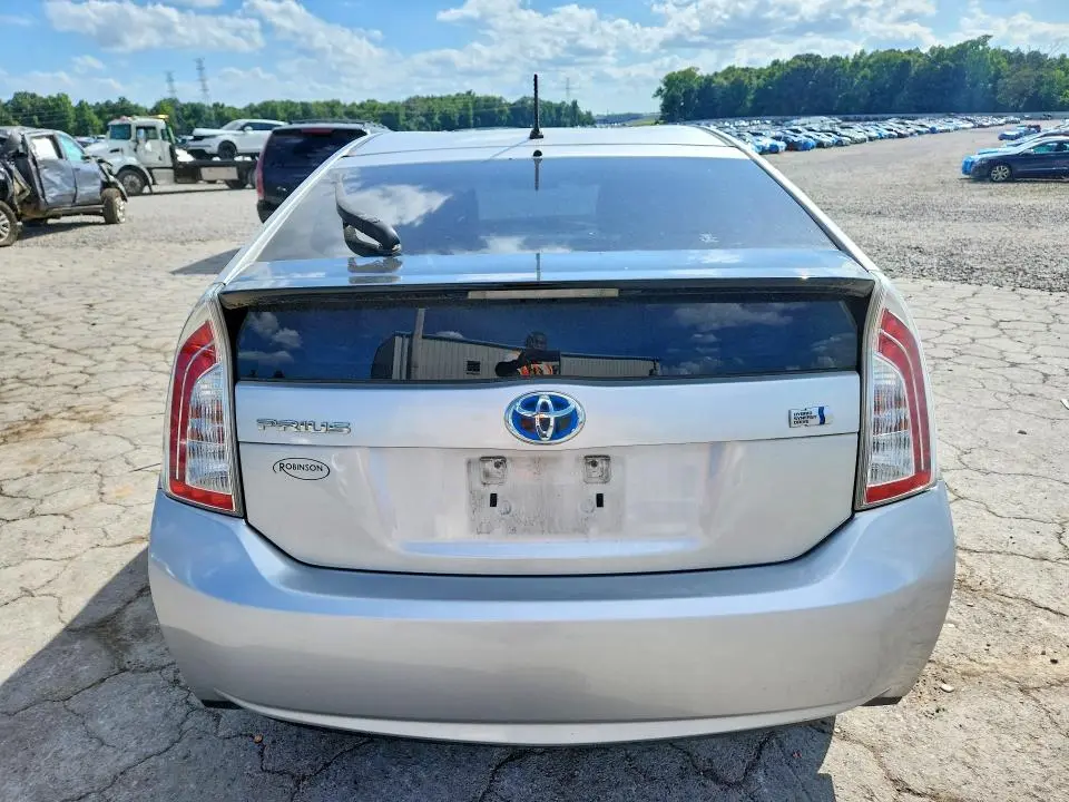2013 TOYOTA PRIUS TWO  