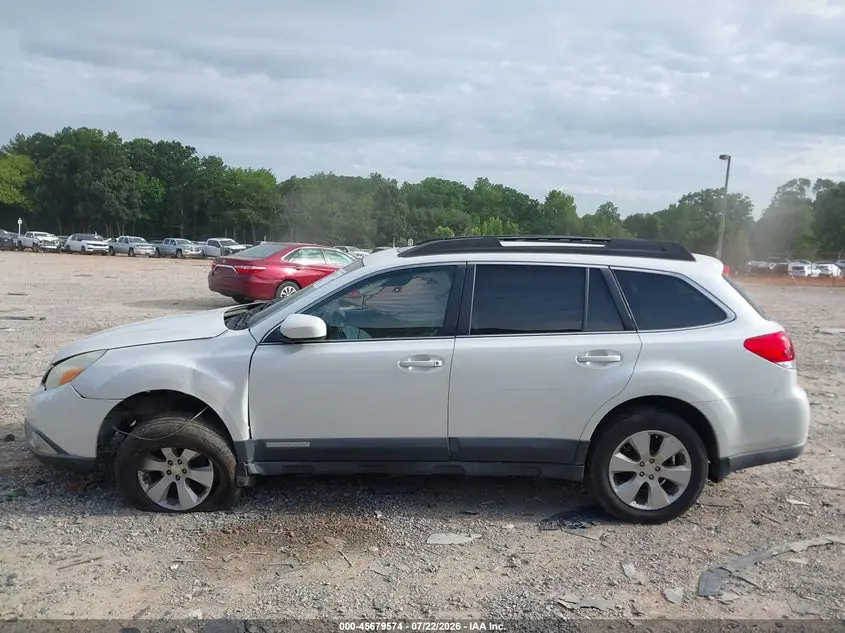 2011 SUBARU OUTBACK 2.5I LIMITED