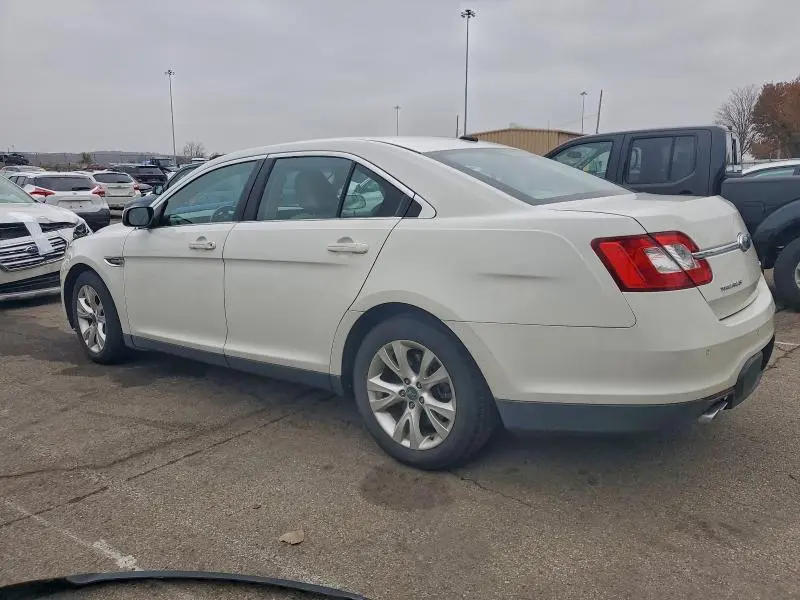 2010 FORD TAURUS SEL  