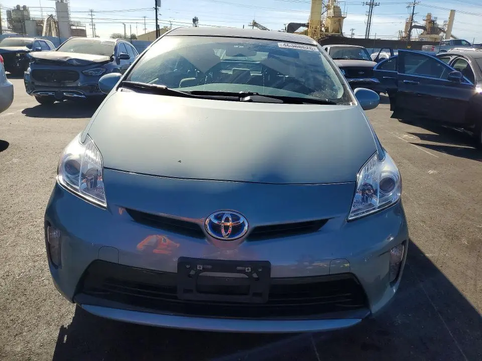 2013 TOYOTA PRIUS THREE  