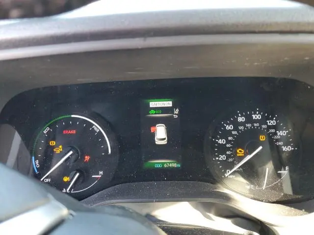 2021 TOYOTA SIENNA XLE  