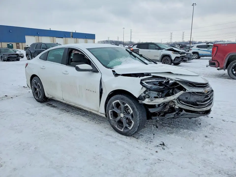2022 CHEVROLET MALIBU LT  