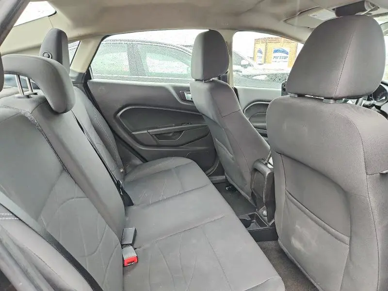 2015 FORD FIESTA SE  