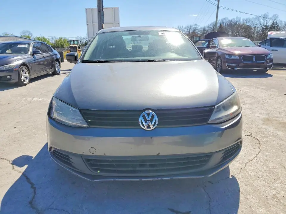 2012 VOLKSWAGEN JETTA BASE  
