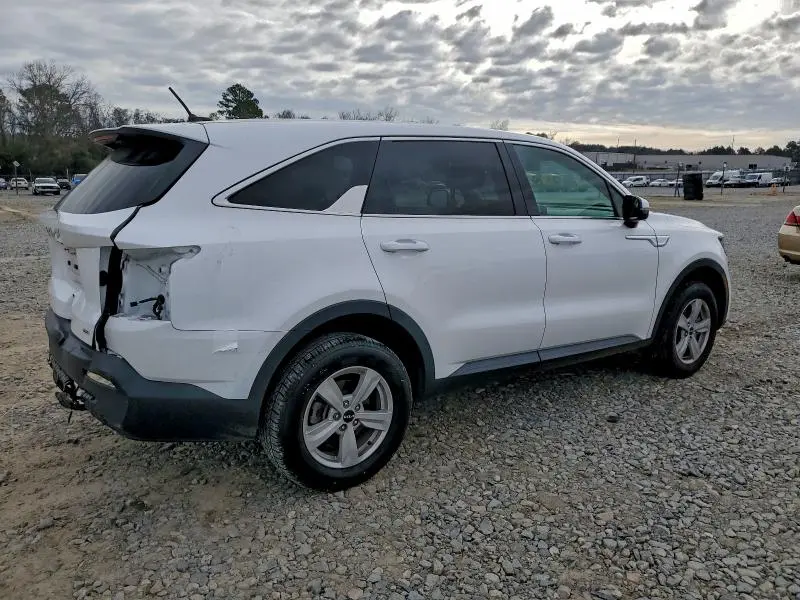 2023 KIA SORENTO LX  