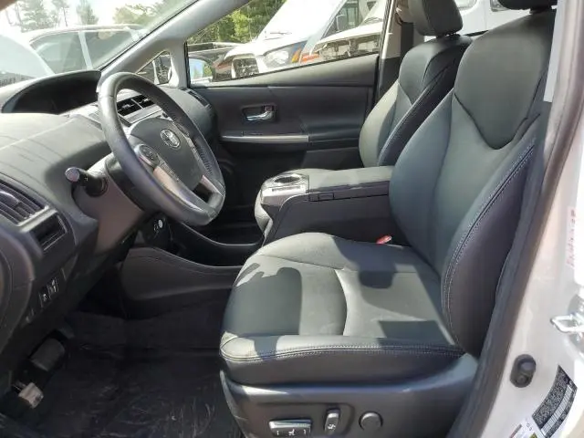 2017 TOYOTA PRIUS V   